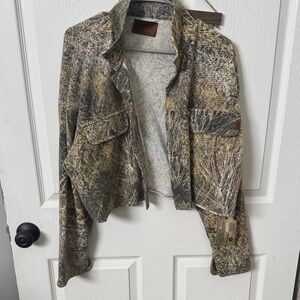 Tribe Kelley cropped waffle button up